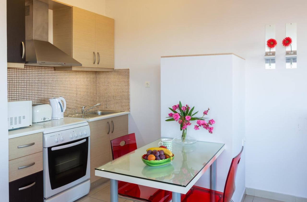 Caravella Luxury Apartments باليوخورا المظهر الخارجي الصورة