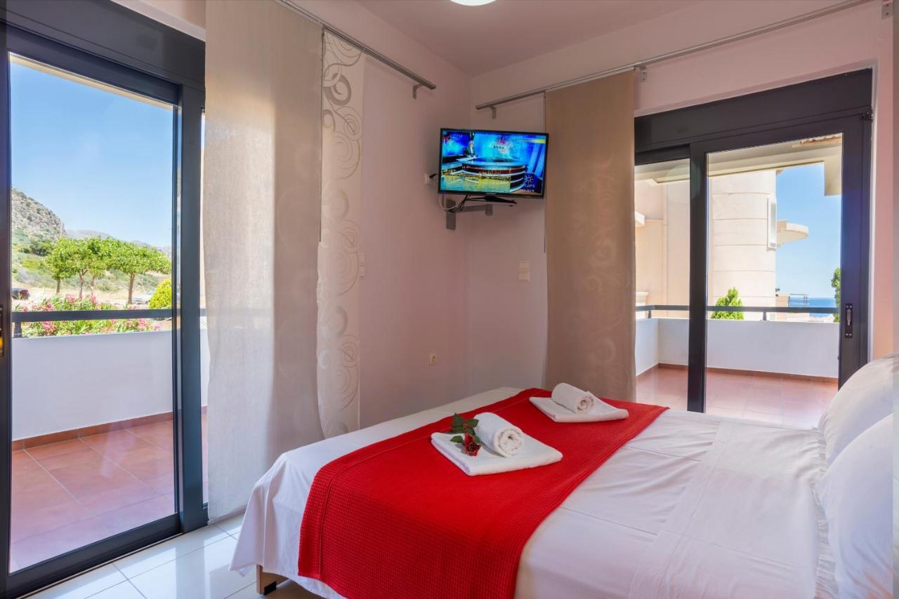 Caravella Luxury Apartments باليوخورا المظهر الخارجي الصورة