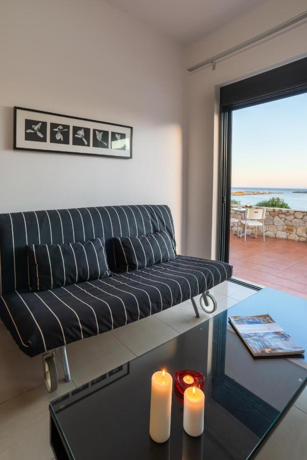 Caravella Luxury Apartments باليوخورا المظهر الخارجي الصورة