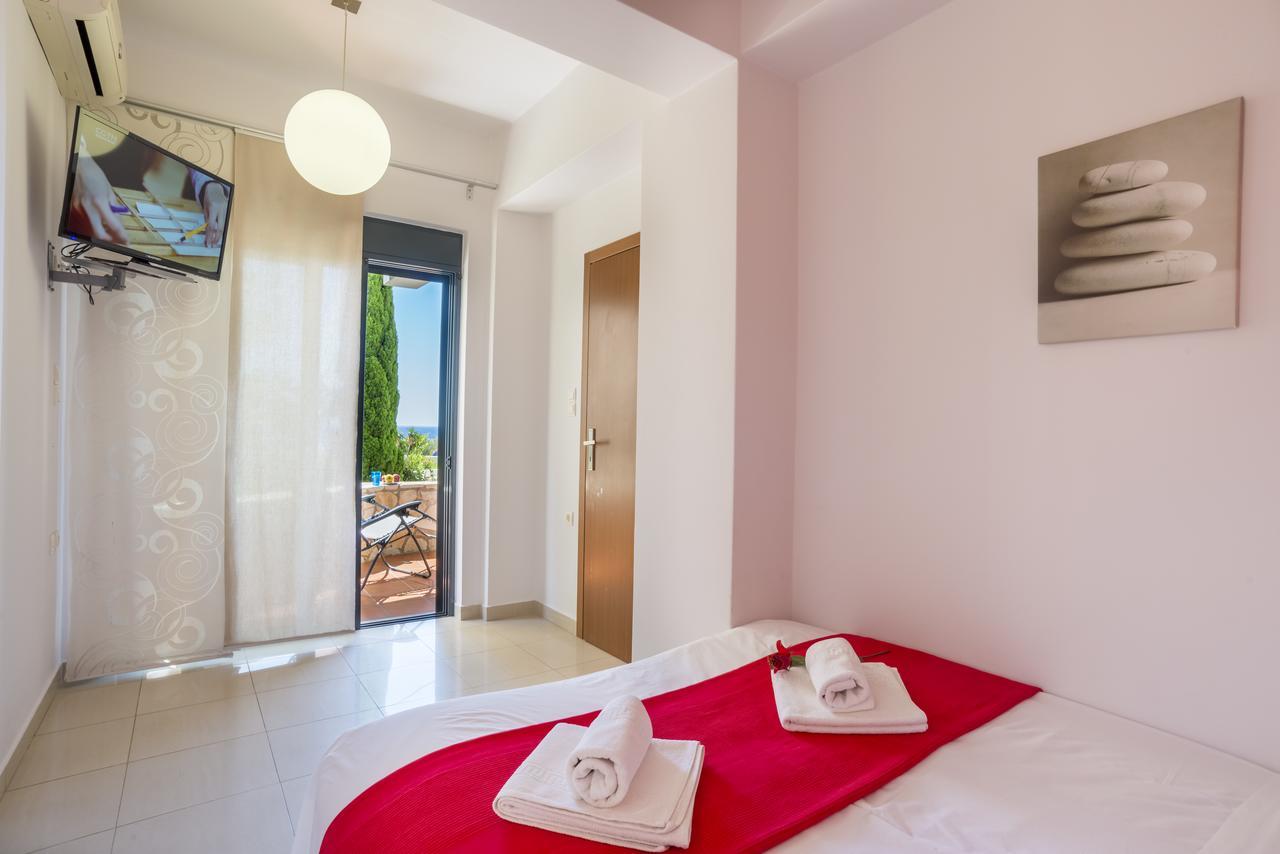 Caravella Luxury Apartments باليوخورا المظهر الخارجي الصورة