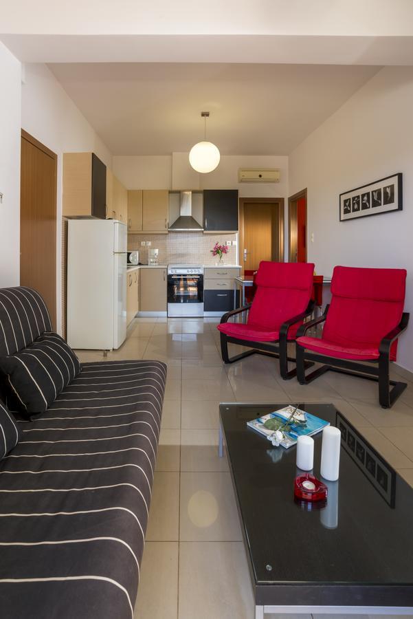 Caravella Luxury Apartments باليوخورا المظهر الخارجي الصورة